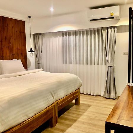 P2 Wood Loft Hotel Kepulauan Phi Phi Bagian luar foto